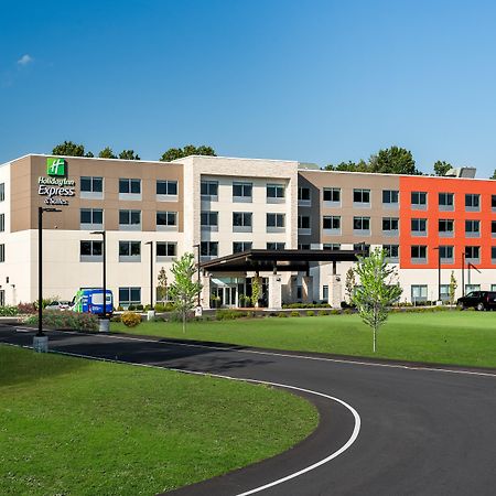 Holiday Inn Express Queensbury-Lake George Area By Ihg Exterior foto