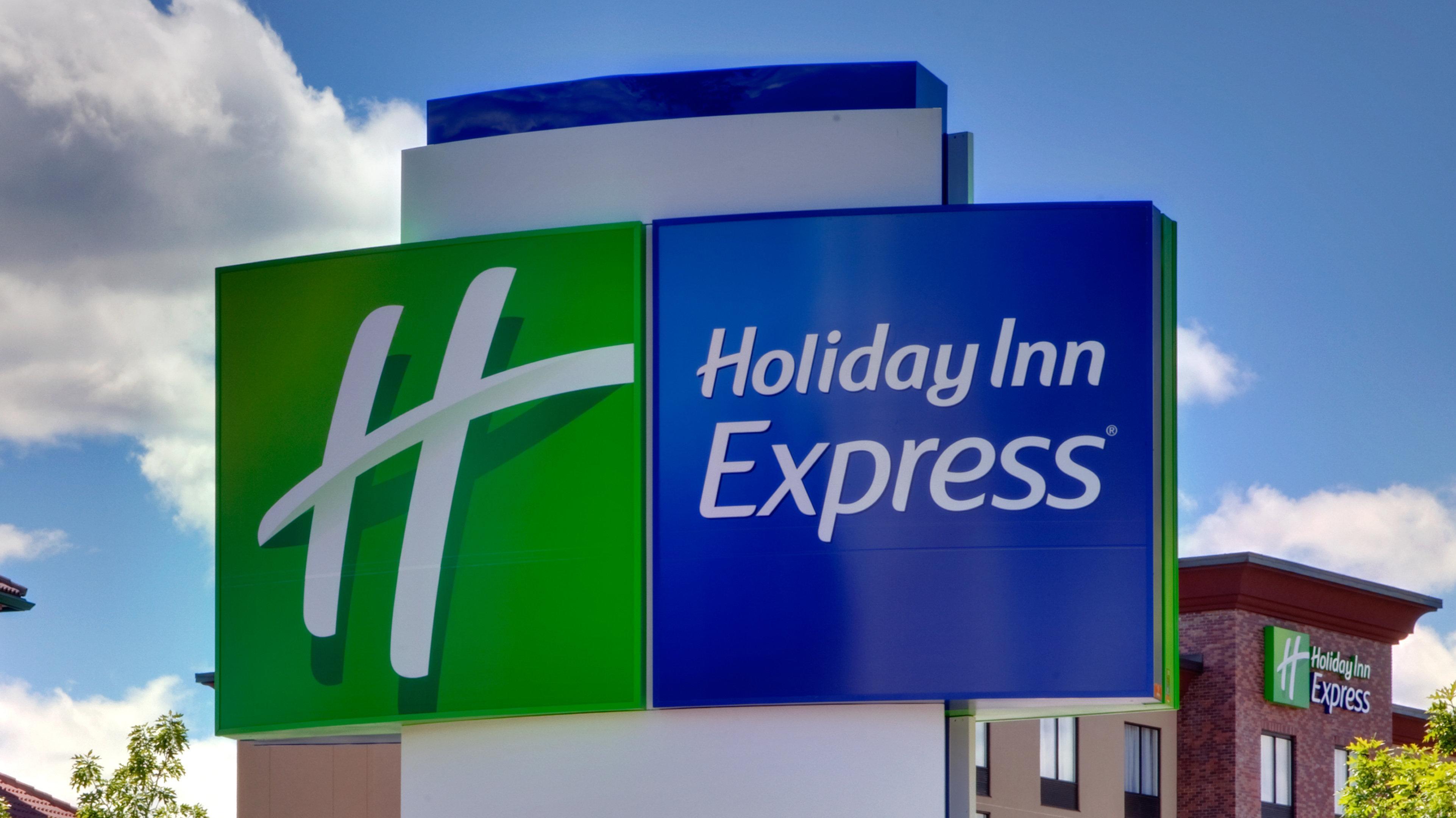 Holiday Inn Express Queensbury-Lake George Area By Ihg Exterior foto